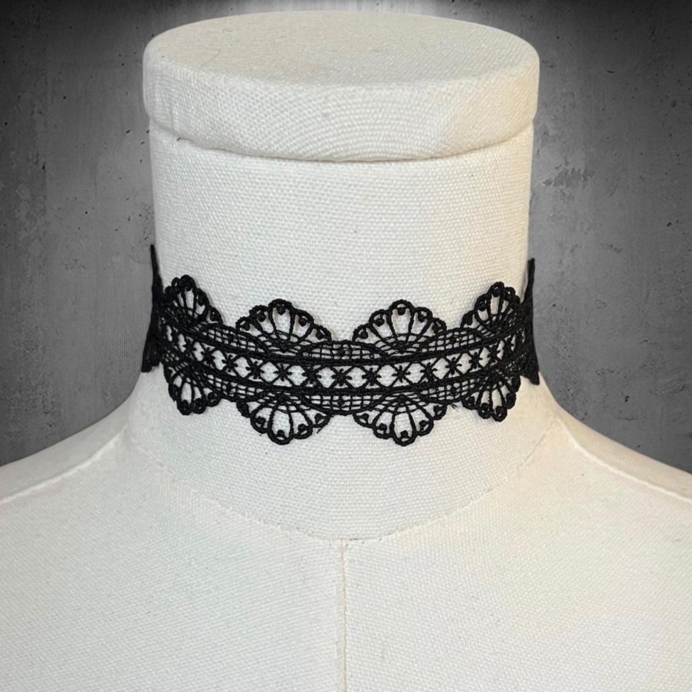 Gothic Black Lattice Lace Choker Victorian Filigree Collar Necklace